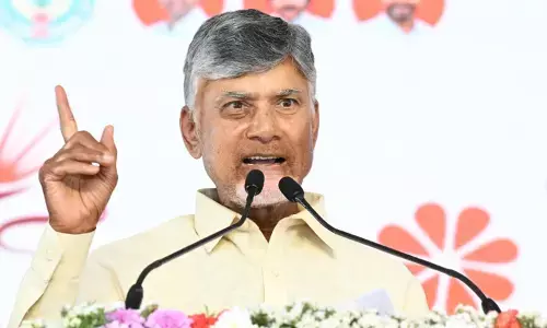 andhra pradesh chief minister chandrababu has reached nara varapalle