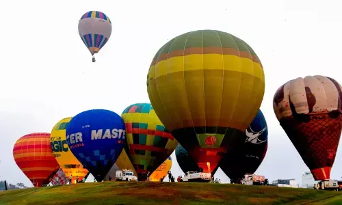 hot air balloon festival to be held at parade ground today