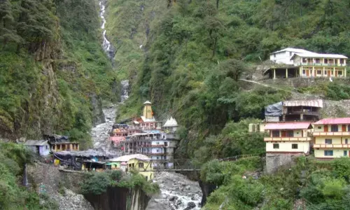 చార్ ధామ్ యాత్రకు వెళుతున్న వారికి అలెర్ట్