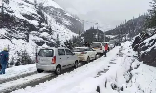 heavy snowfall in udhampur district of jammu and kashmir heavy snowfall in udhampur district of jammu and kashmir