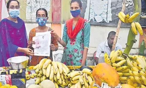 andhra pradesh government tells small traders about good news