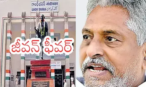 Former minister Jeevan Reddy during the Jagtial Congress infighting amid municipal elections.