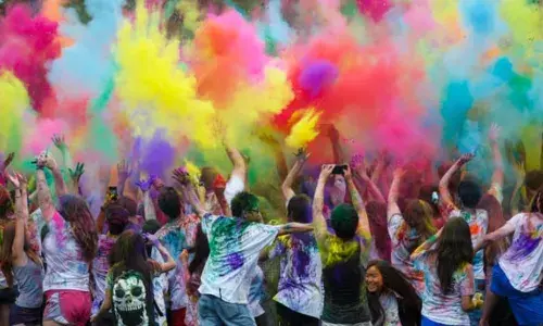 drik almanac has put an end to the confusion over the dates of this years holi festival. drik almanac has put an end to the confusion over the dates of this years holi festival.