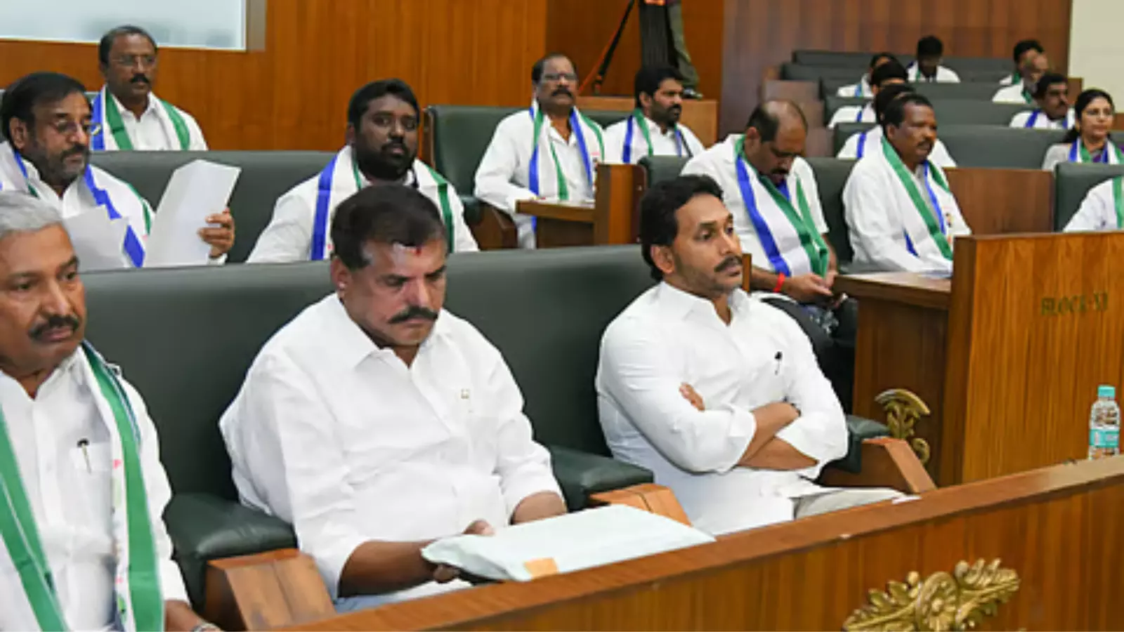 YSRCP : నేడు ఏపీ అసెంబ్లీకి వైసీపీ సభ్యులు