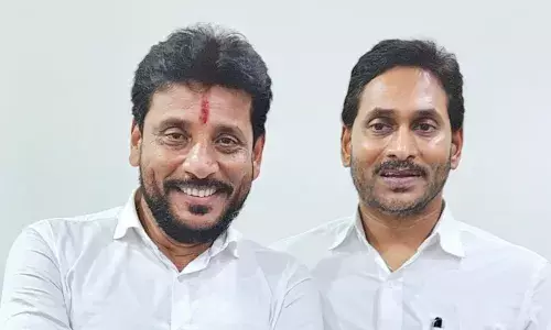 జగన్ తో దువ్వాడ శ్రీనివాస్