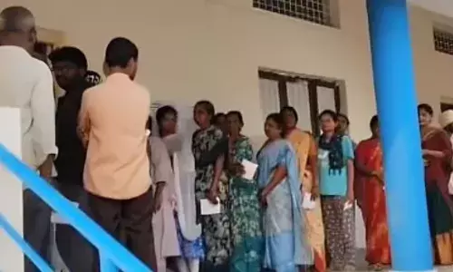 Telangana : కొనసాగుతున్న మున్సిపల్ ఎన్నికల పోలింగ్