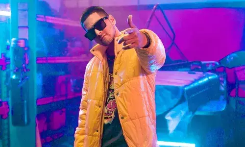 Abhinava Kavi aka Pranav Chaganty performing Telugu rap blending classical poetry and hip hop