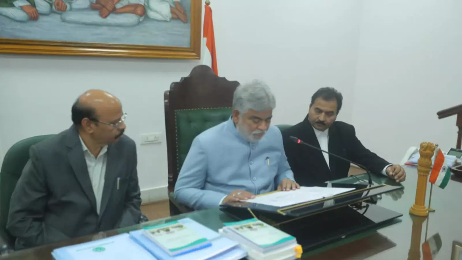 Telangana : నేడు ఎమ్మెల్యేల అనర్హత పిటీషన్లపై స్పీకర్ విచారణ Telangana : నేడు ఎమ్మెల్యేల అనర్హత పిటీషన్లపై స్పీకర్ విచారణ