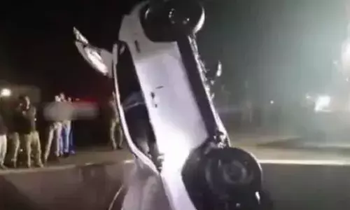 ఉత్తరప్రదేశ్ లో ఘోర ప్రమాదం.. నలుగురి స్పాట్ డెడ్