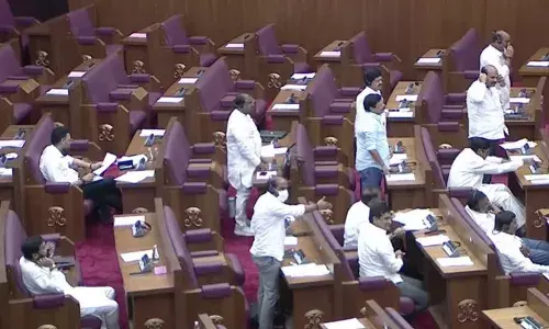 council in turmoil over indapur dairy for fourth consecutive day