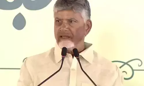 chief minister chandrababu said that the previous rulers had destroyed the state economically chief minister chandrababu said that the previous rulers had destroyed the state economically