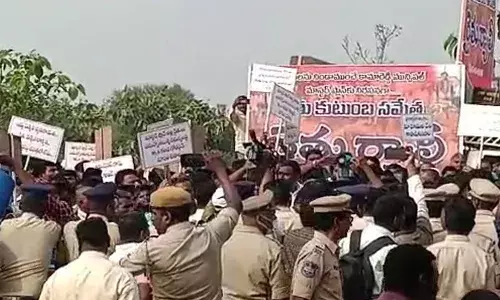 tension continues in kamareddy tension continues in kamareddy