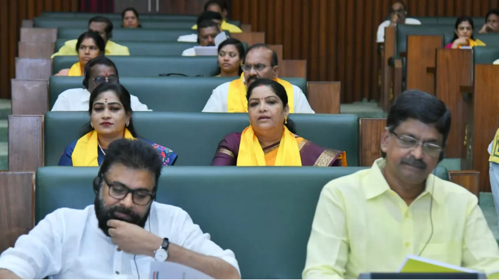 Andhra Pradesh : నేడు అసెంబ్లీలో లడ్డూ అంశంపై చర్చ Andhra Pradesh : నేడు అసెంబ్లీలో లడ్డూ అంశంపై చర్చ