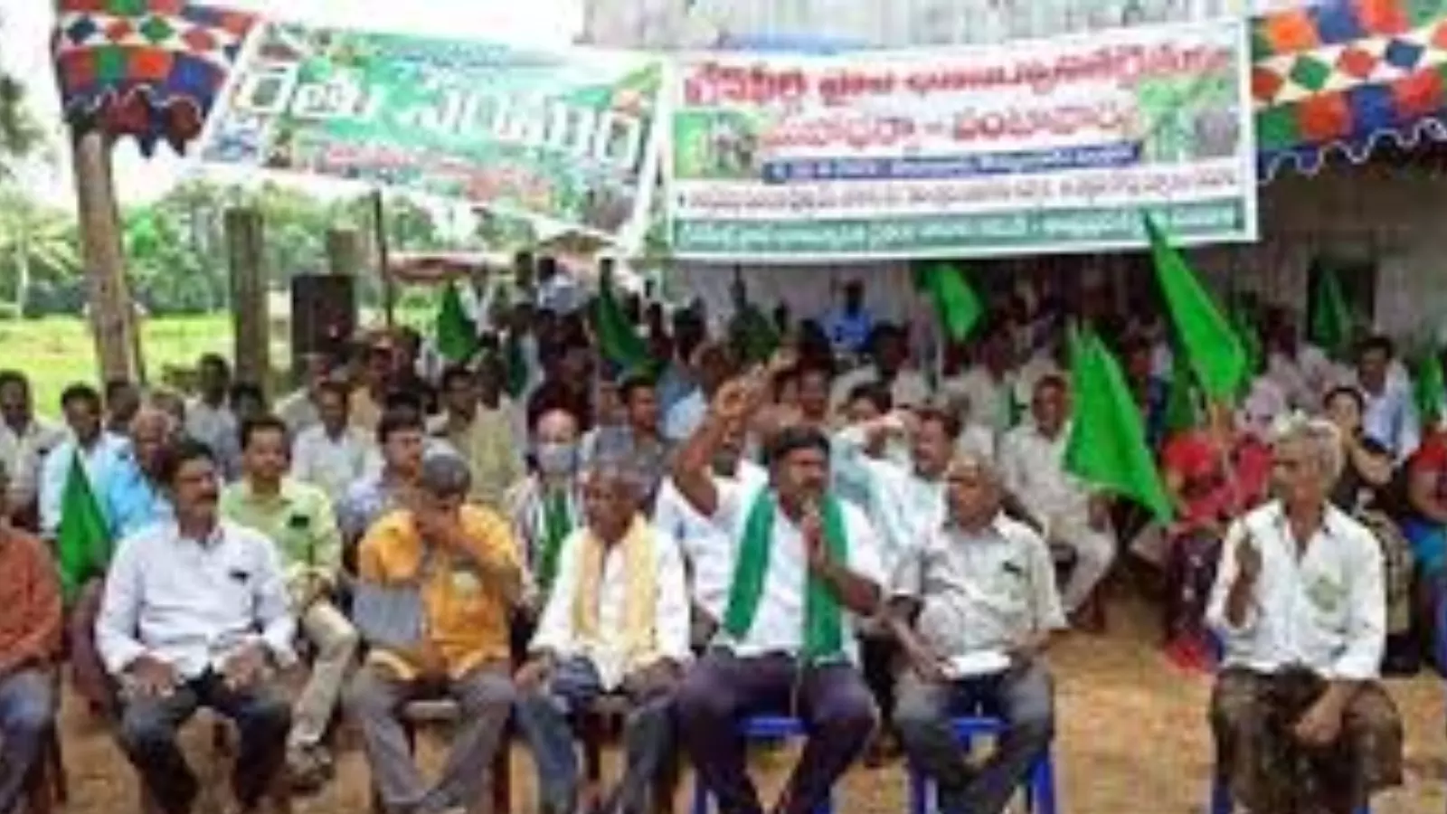 Andhra Pradesh : ఔటర్ రింగ్ రోడ్డుతో భూములు కోల్పోయే రైతుల ప్రధాన డిమాండ్ ఇదే