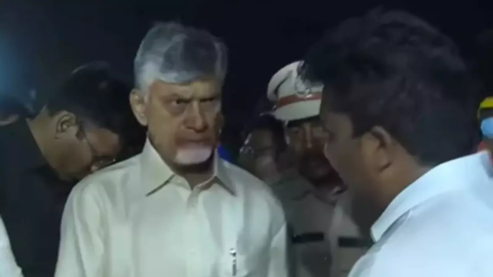 Chandrababu : వేట్లపాలం ప్రమాద ఘటనస్థలికి చంద్రబాబు