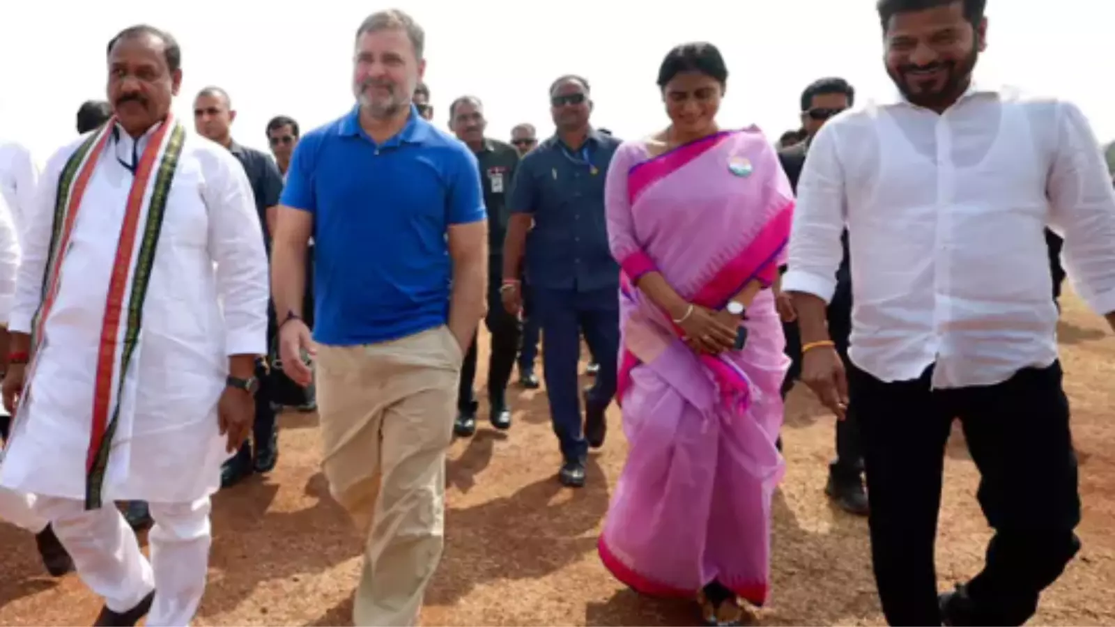 మీరే సుప్రీం..భవిష్యత్ మీదే : రాహుల్ గాంధీ మీరే సుప్రీం..భవిష్యత్ మీదే : రాహుల్ గాంధీ