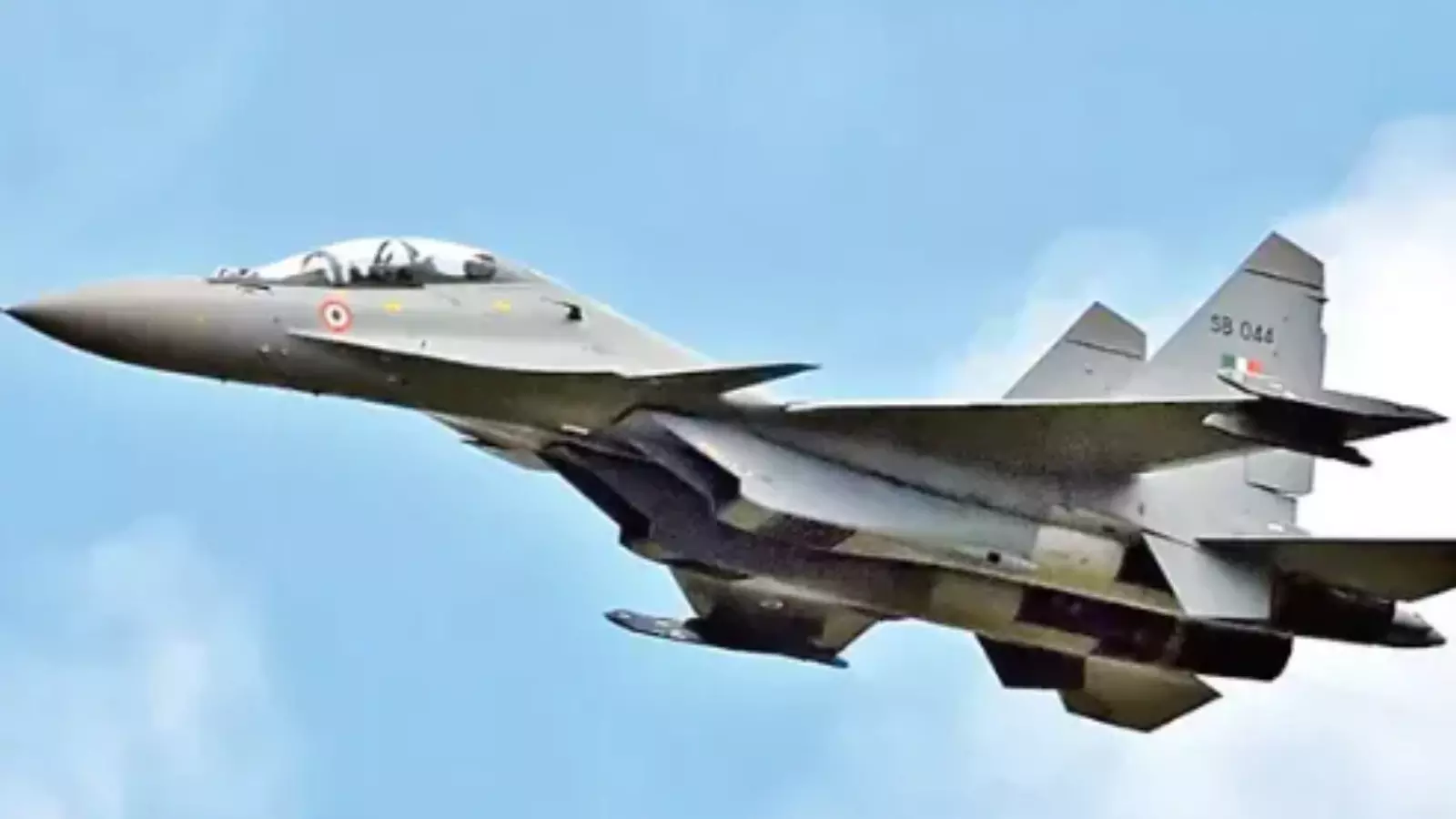 కూలిన సుఖోయ్ -30 ఎంకేఐ యుద్ధ విమానం