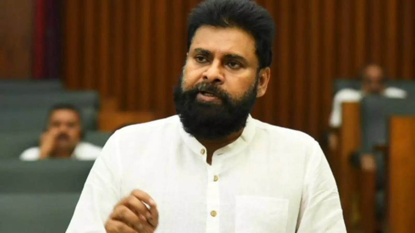 Pawan Kalyan : చంద్రబాబు పాలన భేష్ : పవన్ కల్యాణ్