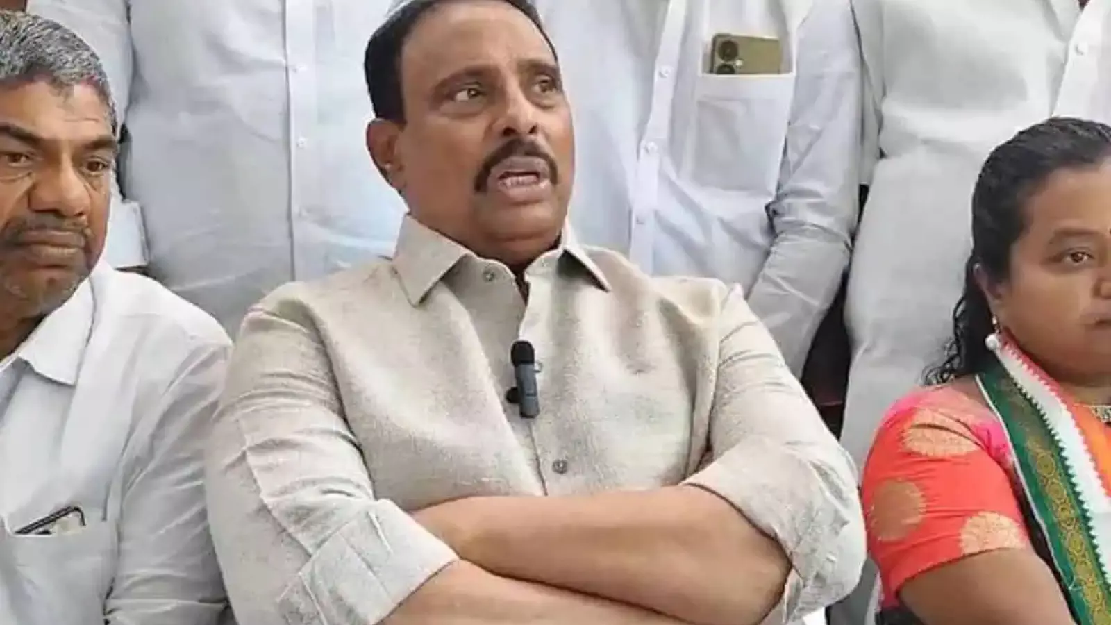 Telangana : ముగిసిన అనర్హత పిటీషన్ పై విచారణ