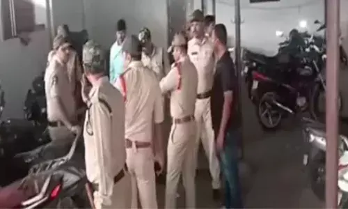 an incident of attempted shooting at police in vijayawada has come to light