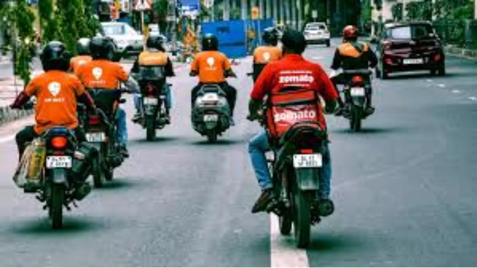 Hyderabad : హైదరాబాద్ లో నిలిచిపోనున్న గిగ్ వర్కర్ల సేవలు