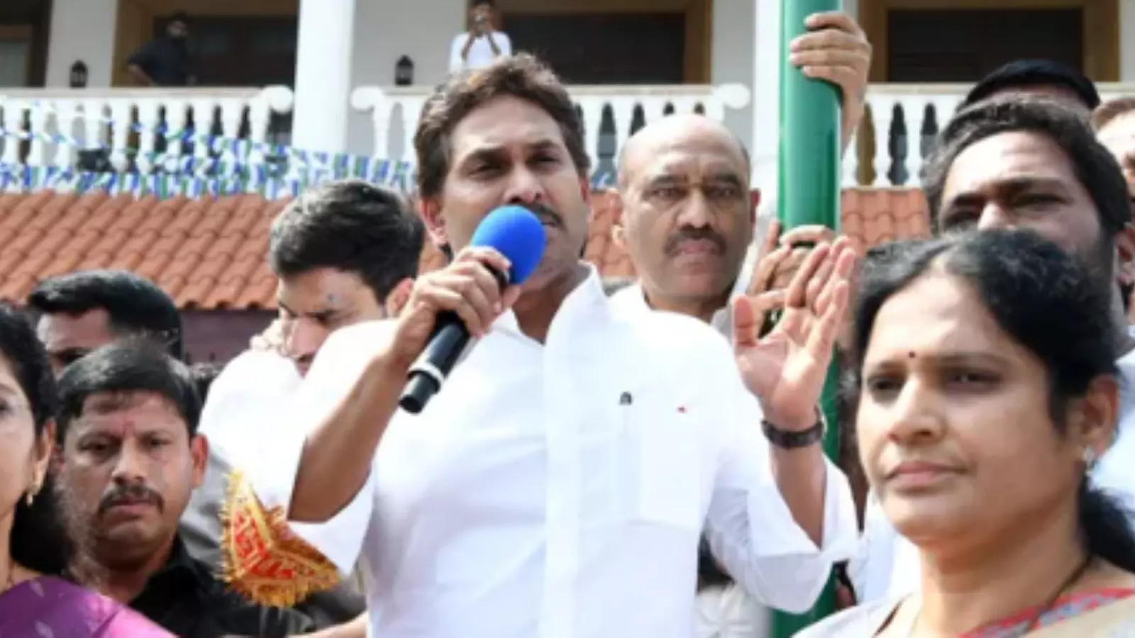 Ys Jagan : జగన్ భావోద్వేగం చూశారా?