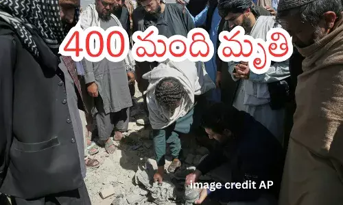 Rescue teams clearing debris after airstrike on Kabul hospital amid Afghanistan-Pakistan conflict