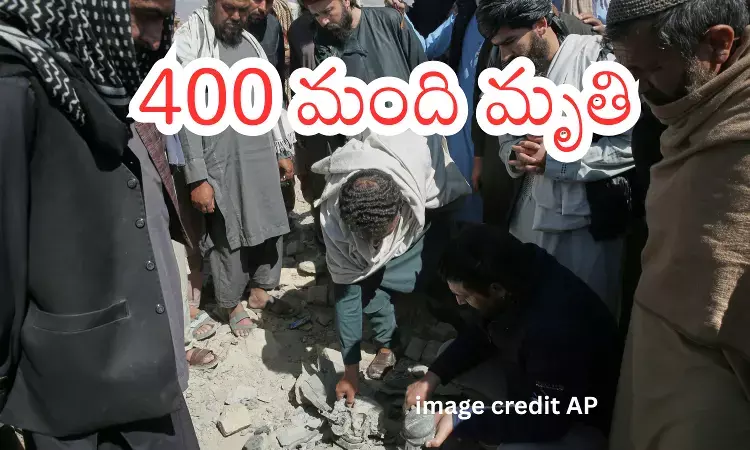 Rescue teams clearing debris after airstrike on Kabul hospital amid Afghanistan-Pakistan conflict