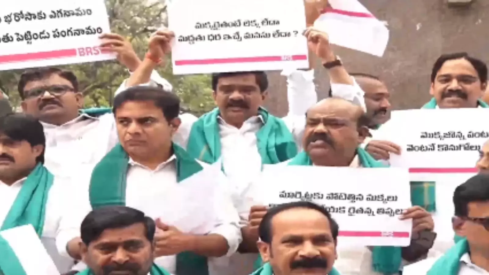 brs leaders came to the assembly to demonstrate to support corn farmers