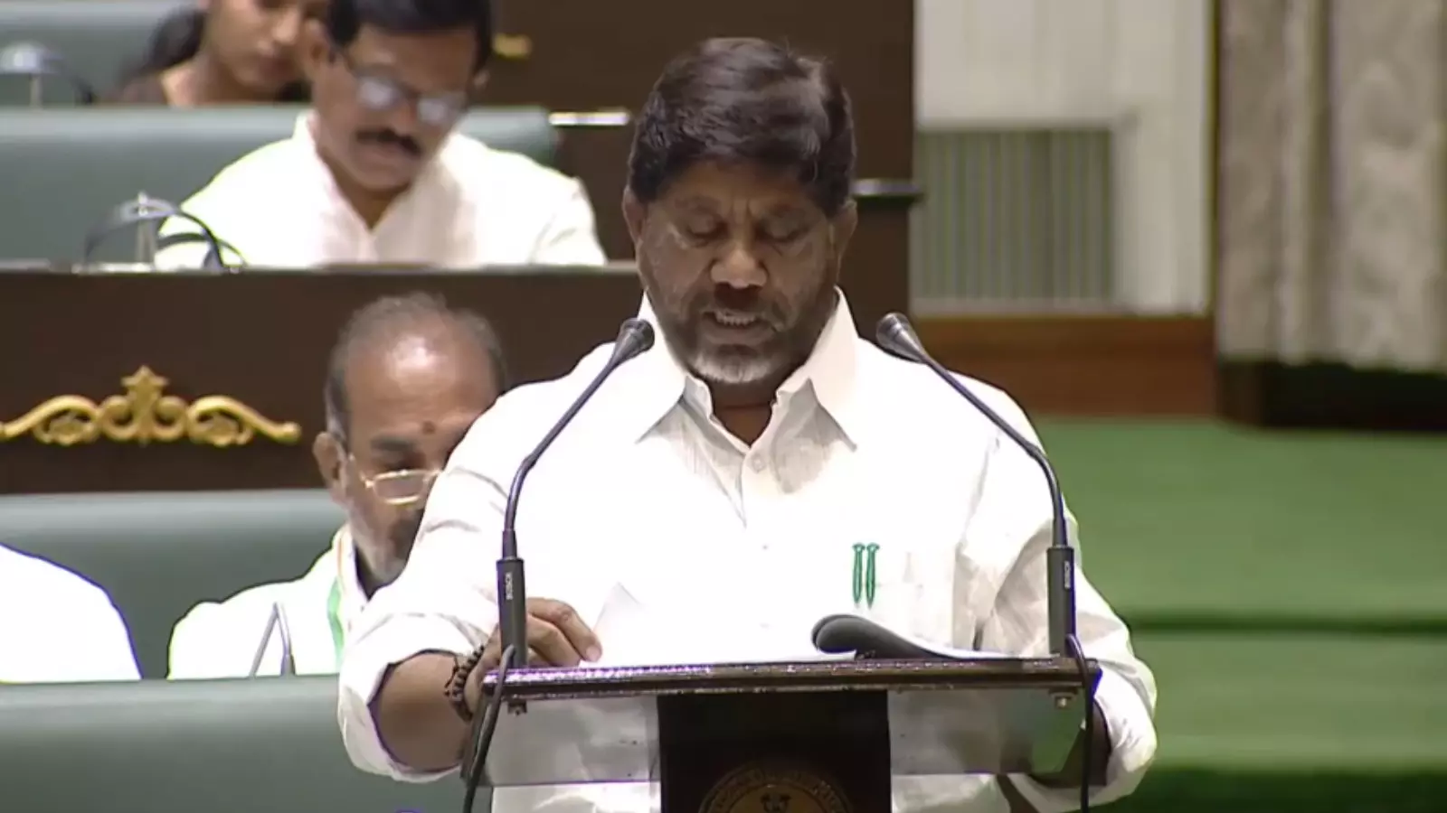 Breaking : ఇంటర్ విద్యార్థులకు మధ్యాహ్న భోజనం