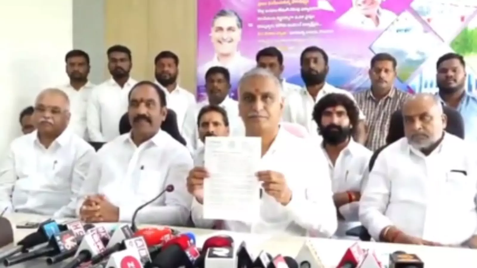 Harish Rao : మాది శ్రమ ఫలితం.. మీది శిలా ఫలకం Harish Rao : మాది శ్రమ ఫలితం.. మీది శిలా ఫలకం