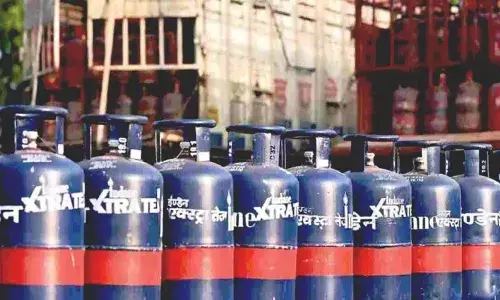 central government has taken a key decision on the distribution of commercial cylinders