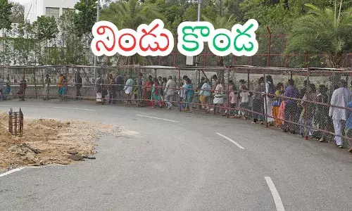 rush of devotees continues in tirumala