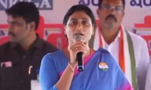 ys sharmila said that whenever the ys viveka murder case comes up, ycp leaders are bringing up the property dispute