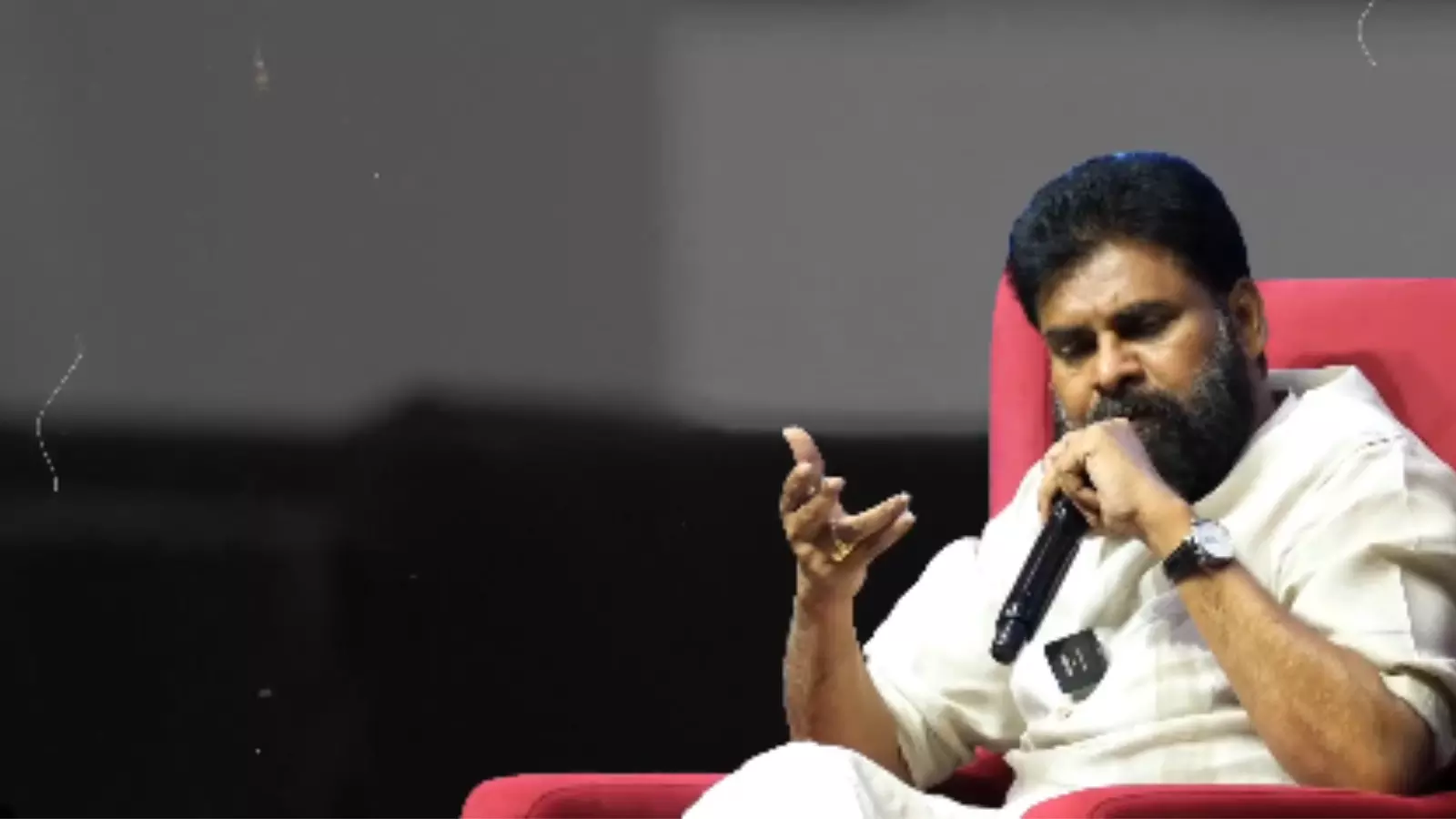 Pawan Kalyan : జనసేన ఎమ్మెల్యేలతో పవన్ భేటీ
