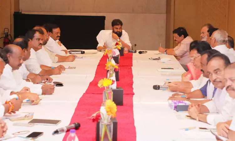 జనసేన ఎమ్మెల్యేల అసంతృప్తిని విన్న పవన్ కల్యాణ్