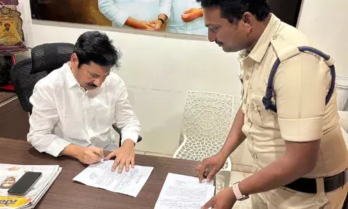 another case registered against former minister jogi ramesh