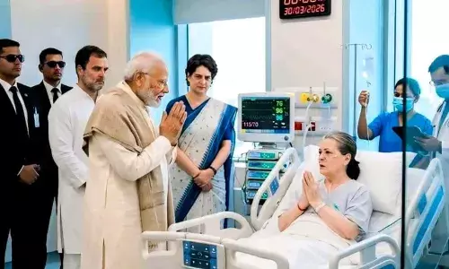 prime minister narendra modi met congress party chief sonia gandhi prime minister narendra modi met congress party chief sonia gandhi