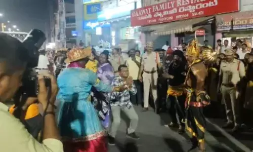 nalgonda police is educating the public in a new way