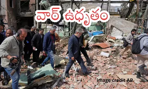 Strait of Hormuz map and rising Iran US tensions