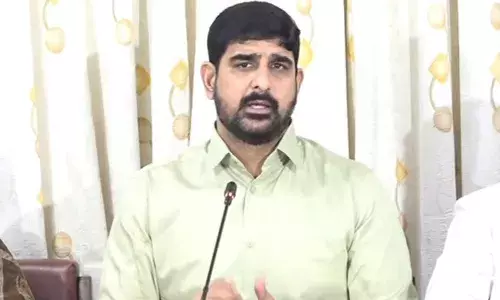 mla padi kaushik reddy will hold a fast in huzurabad today