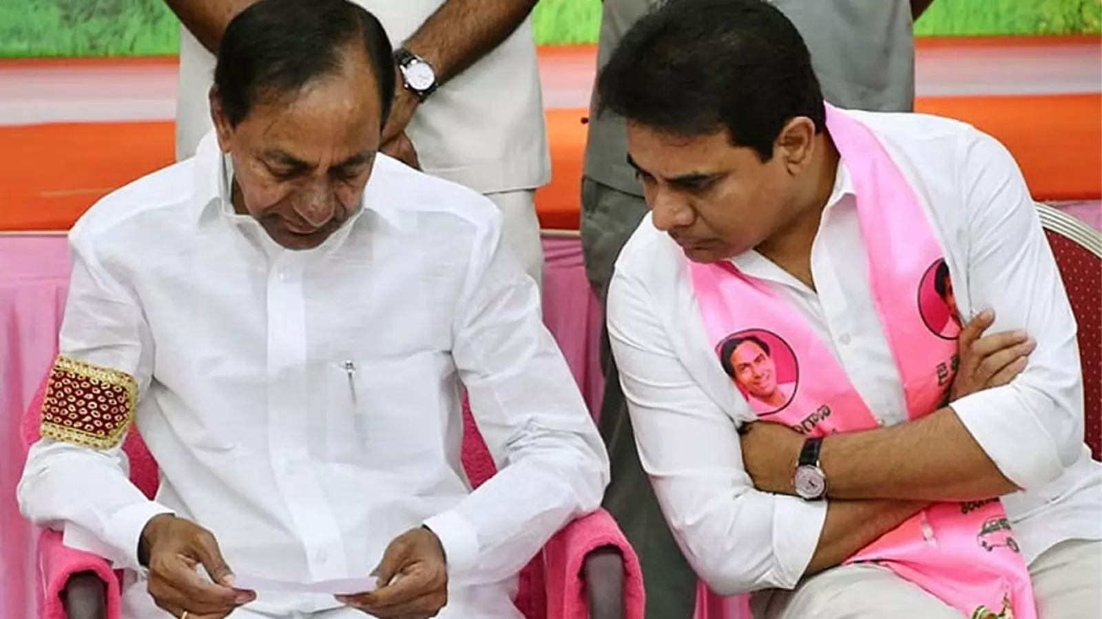 ktr meets kcr at erravalli farmhouse ktr meets kcr at erravalli farmhouse