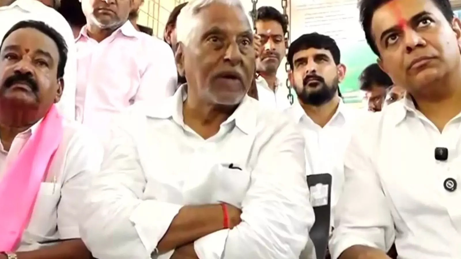 ex/minister jeevan reddy to meet brs chief kcr today ex/minister jeevan reddy to meet brs chief kcr today