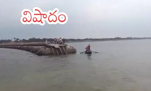 Rescue teams searching the Yamuna River near Keshi Ghat after the Yamuna boat accident involving Punjab tourists.