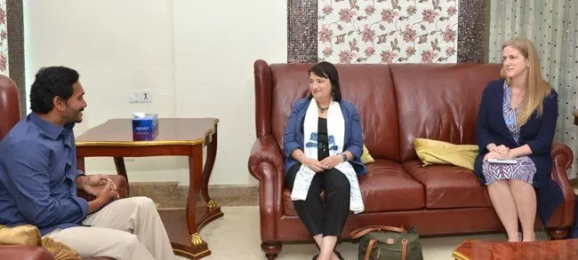 american consulate officer met jagan