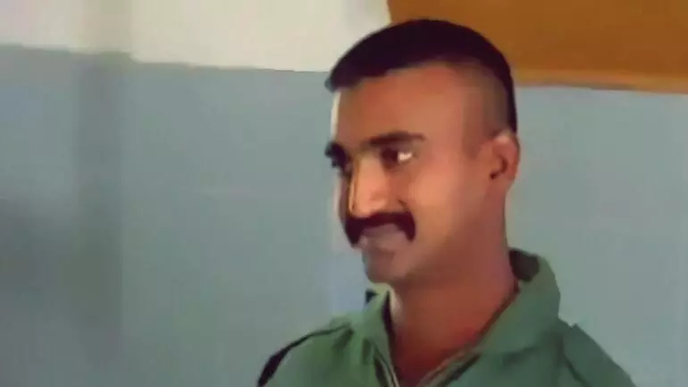 abhinandan enters india