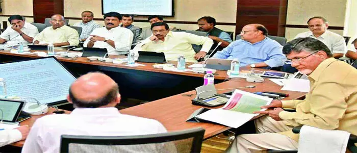 chandrababu lunch with cabinet ministers