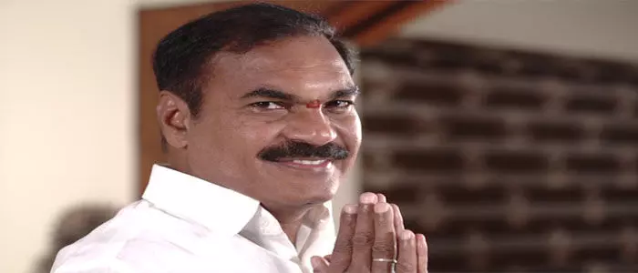 తోట త్రిమూర్తులు