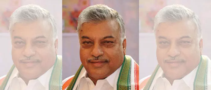 యార్లగడ్డ లక్ష్మీప్రసాద్ యార్లగడ్డ లక్ష్మీప్రసాద్