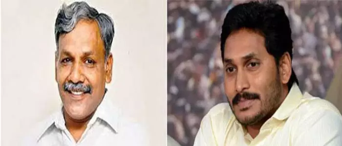 యలమంచిలి రవి